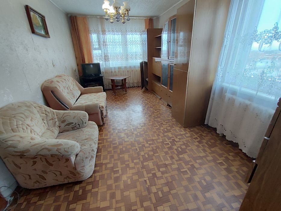 Продается  3-комн (5-18, 4 эт)