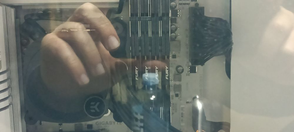 Настолен компютър