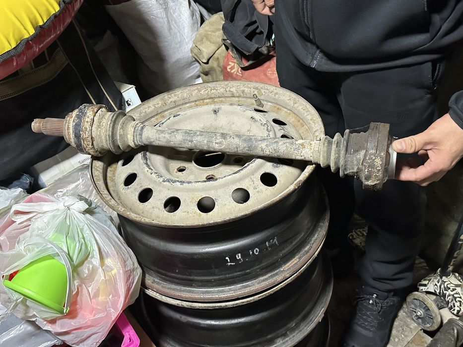 Привод задний правый BMW e65