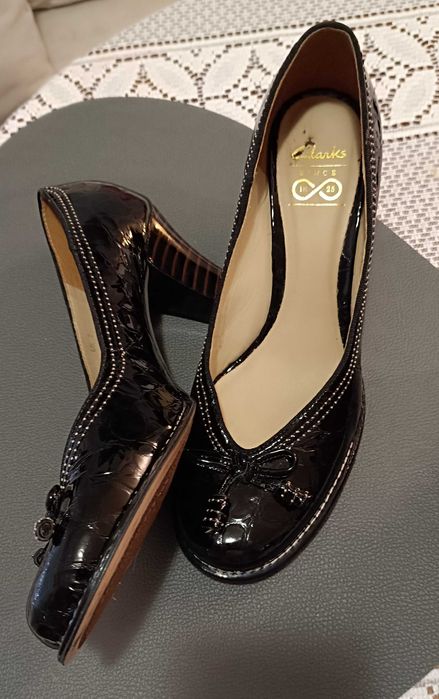 Дамски обувки Clarks /нови/