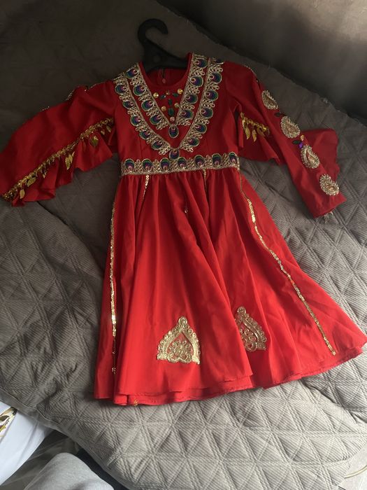 Продам национальные костюмы