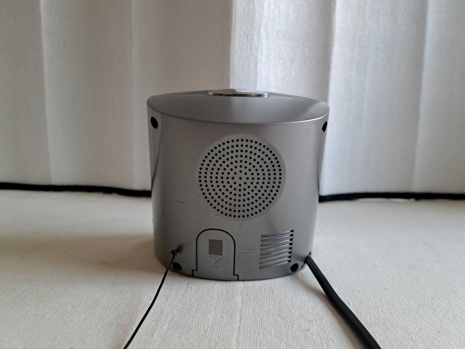 Радио часовник Watson UR 4605.