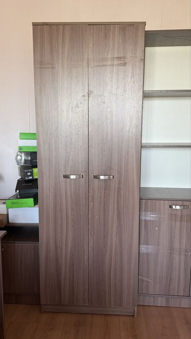 Продам шкаф для одежды