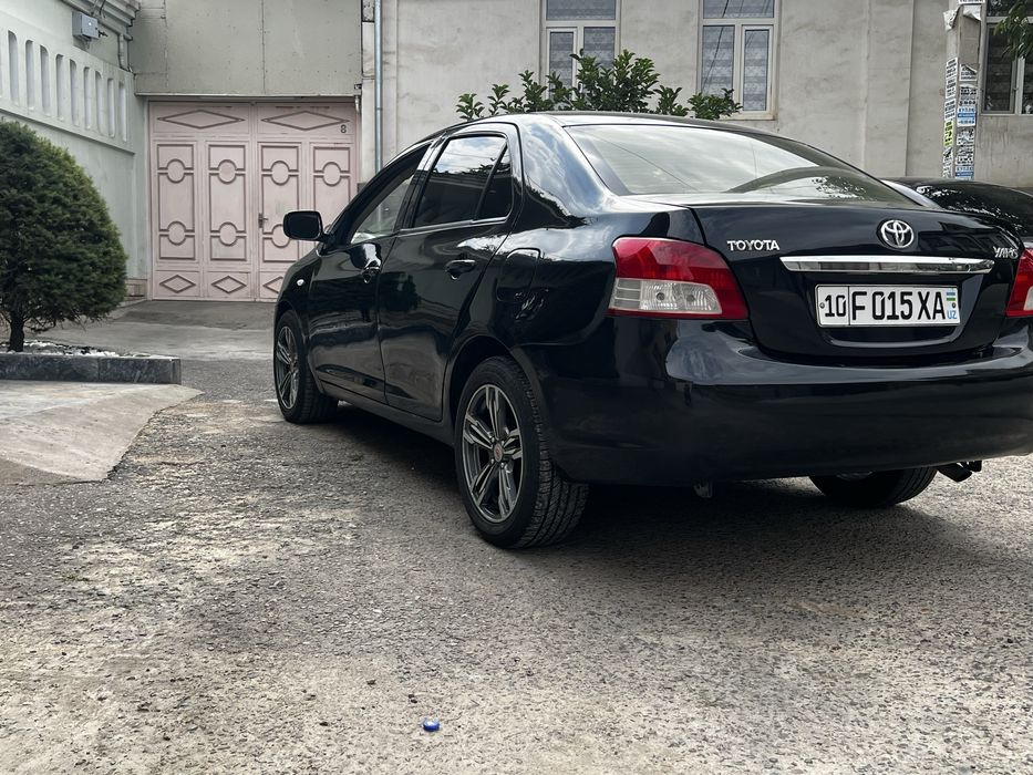 Toyota Yaris 1.5 Automatic 2006 Metan 4 pak 4900$