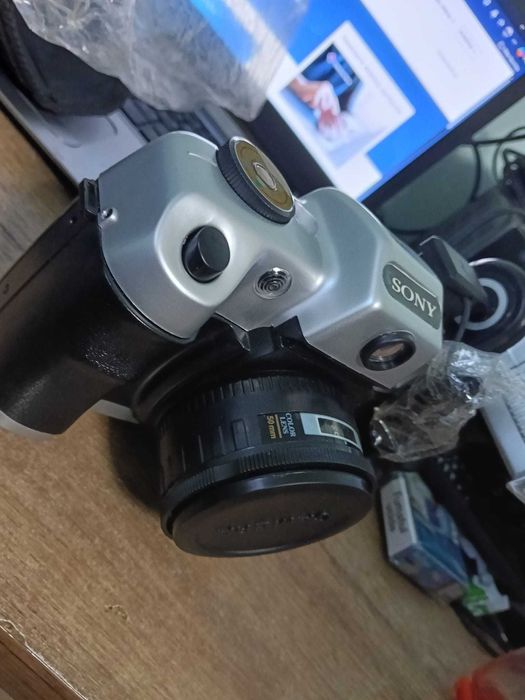 Vand camera SONY DL2000A cu ambalaj original