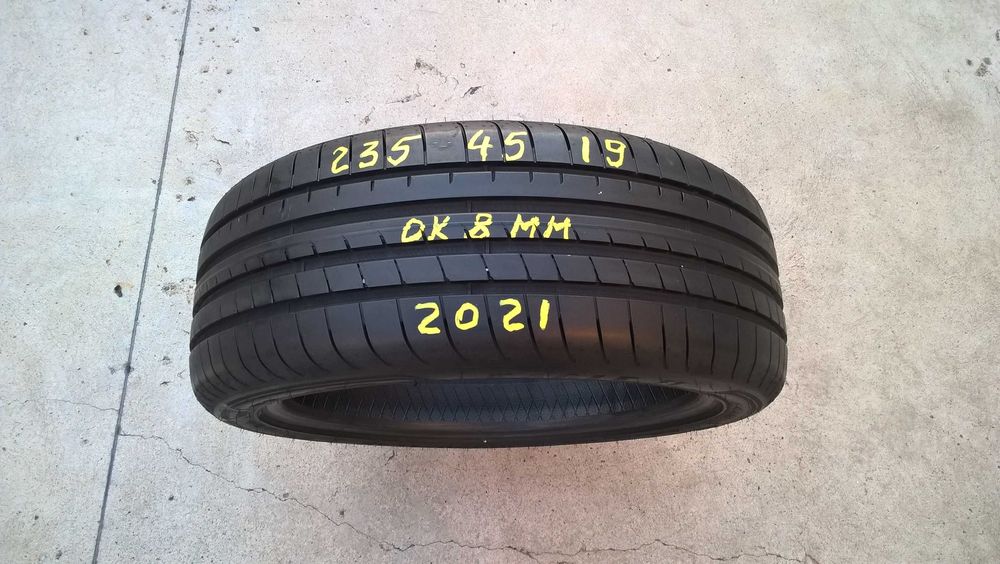 O anvelopa vara 235 45 19 goodyear F1 asymmetric 3 cu 8 mm 2021