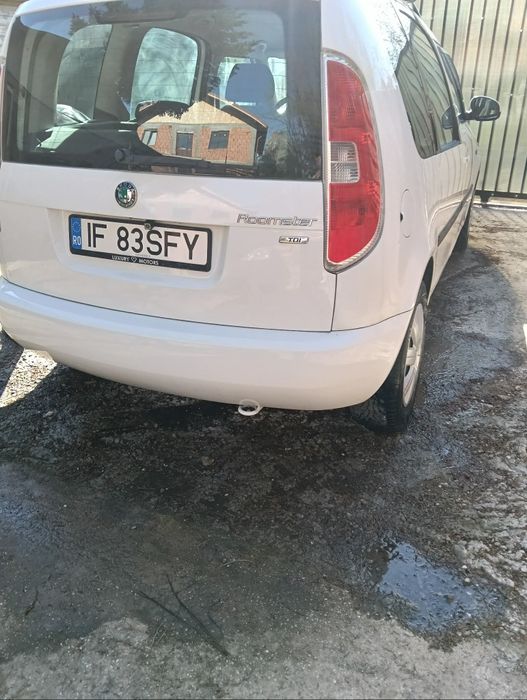 Vând Skoda roomster