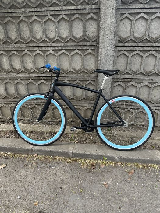 Vând cursieră single speed