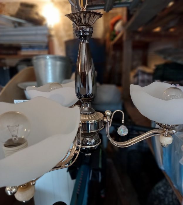 Люстра новая недорого