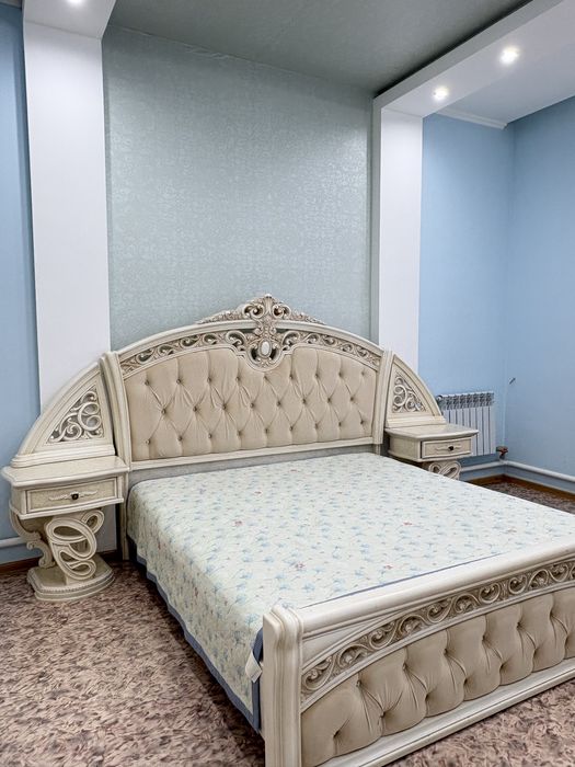 Продается Спальный Гарнитур Шах