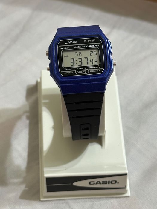 Наручные часы Casio