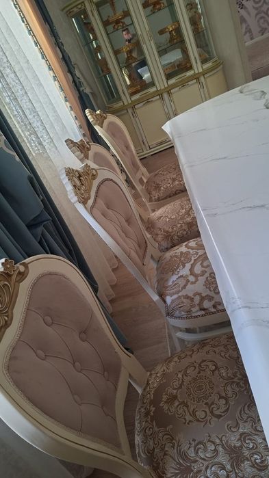 Продам стулья 8 шт