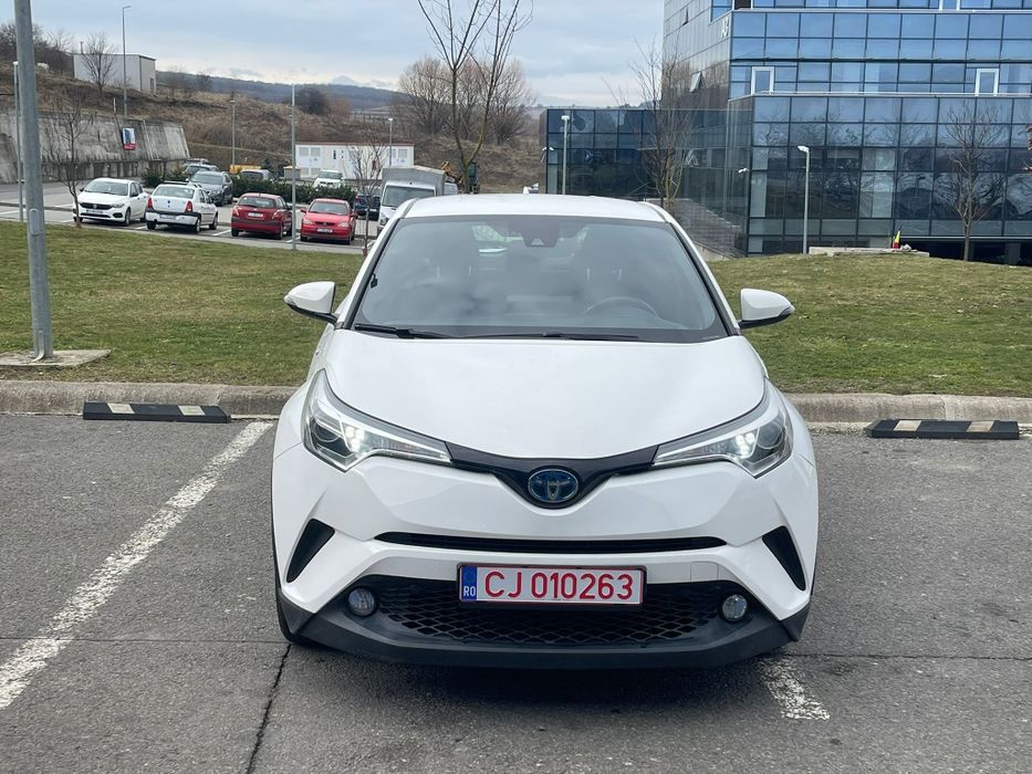 Toyota C-HR Hibrid, 2018