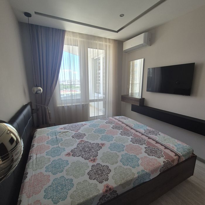 Дава се под наем Двустаен апартамент в Бургас, Зорница - 74 кв.м за 612 € - Снимка #5