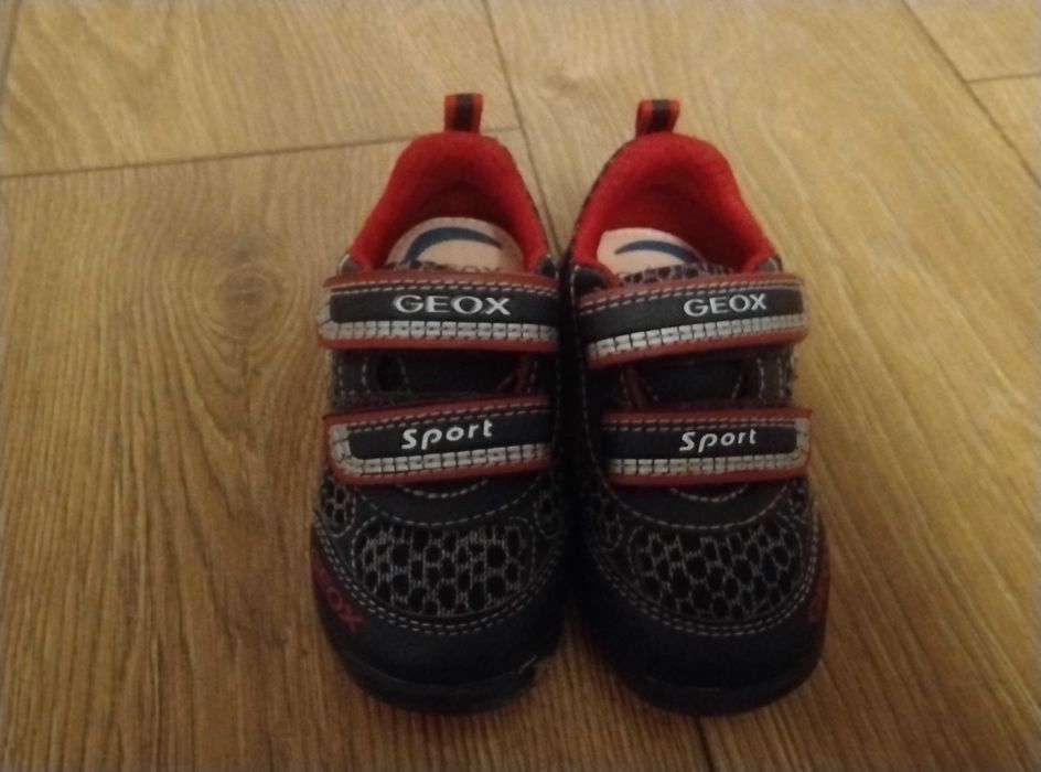 Ghetute Geox primavara/vara, marime 21