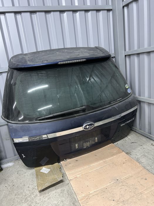 Крышка багажника Subaru Outback
