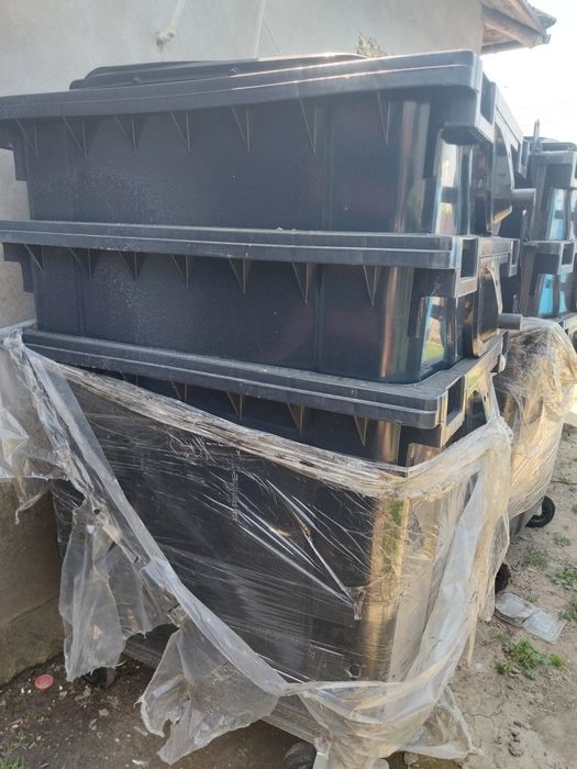 Container ÷ Pubela gunoi = Ghena gunoi