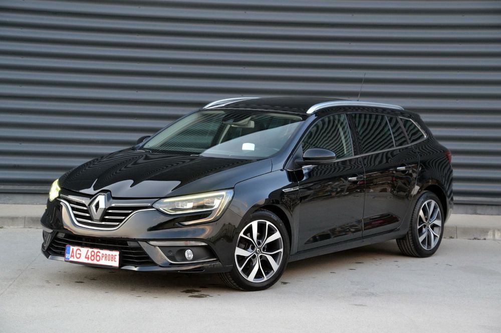 Renault Megane IV Bose  Automata Euro 6 Panoramic LED