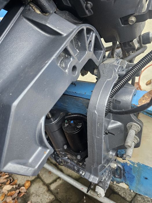 Лодка,мотор и колесар