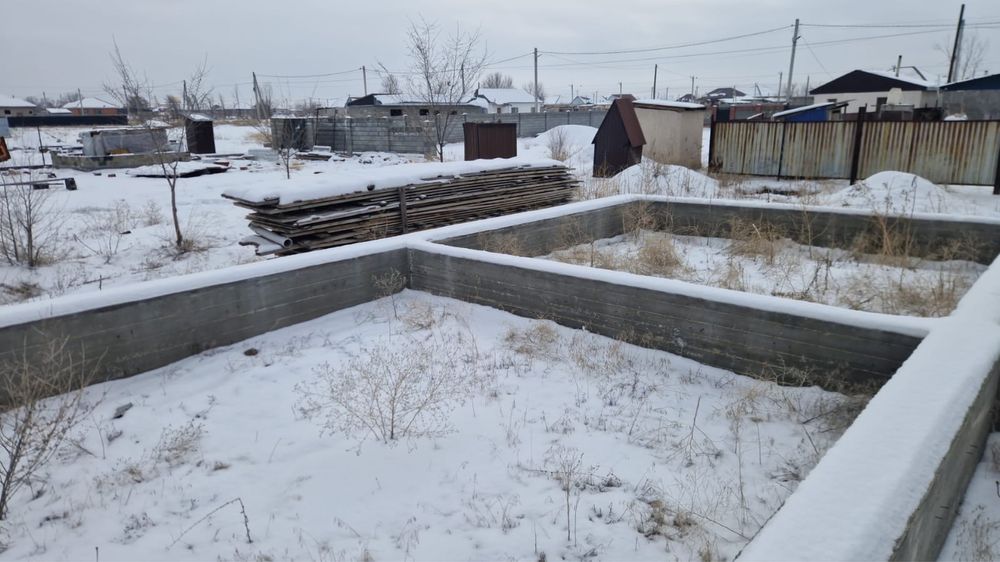 продам участо с фундаментом