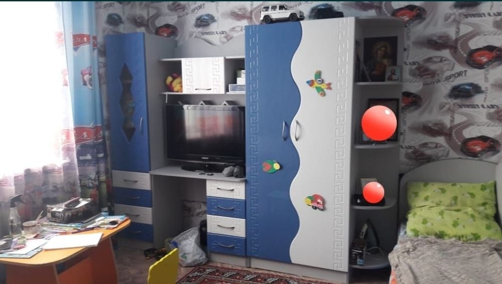 Продам квартиру мкр.д.9.этаж 4