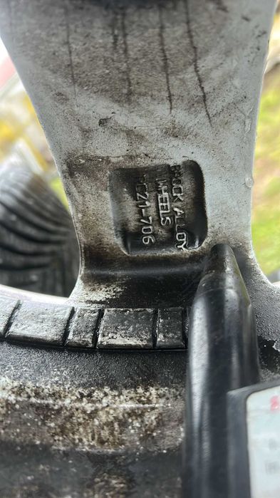 Jante cu anvelope Michelin  M+S  205/55R16 7.0jX16H2 PC21-706 5X120 BM