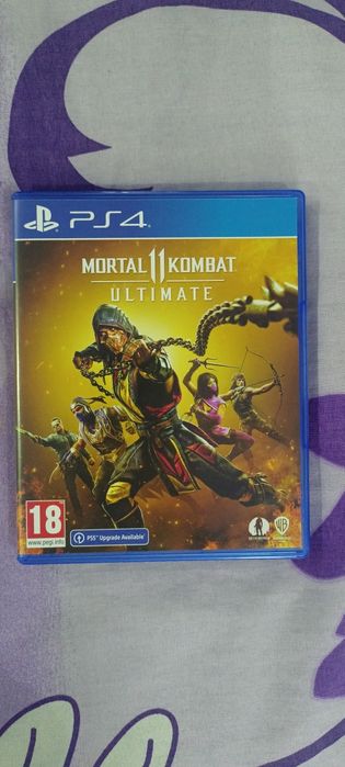 Продам PS4 в идеальном состоянии