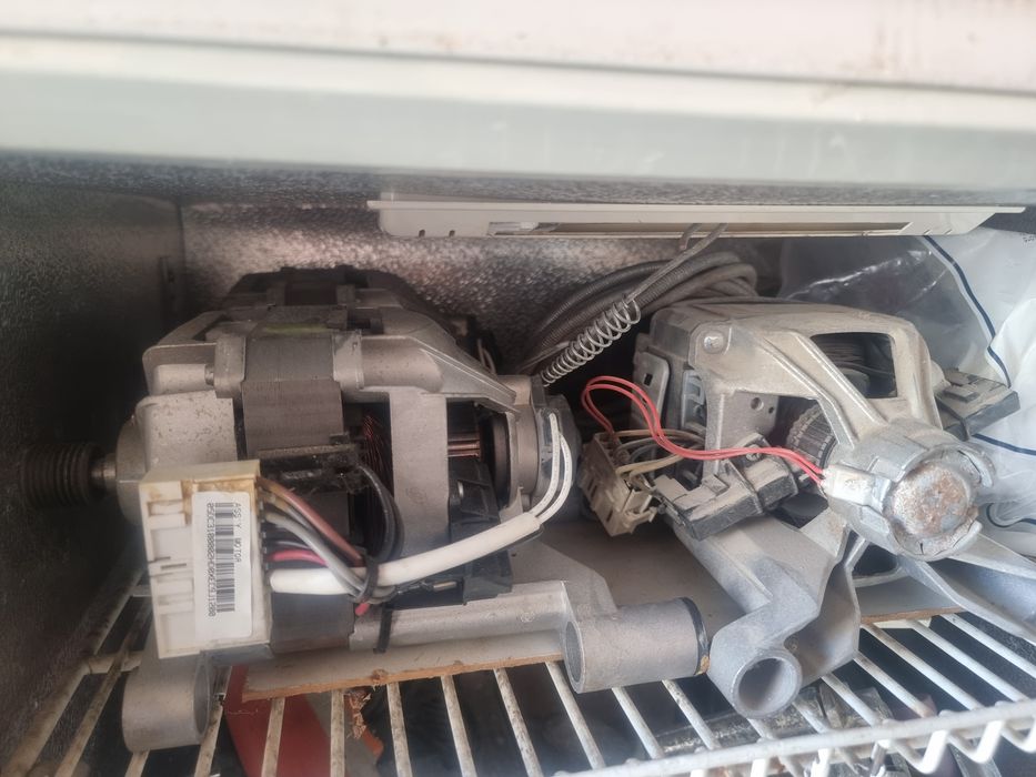 Запчасти на  стиральную машину