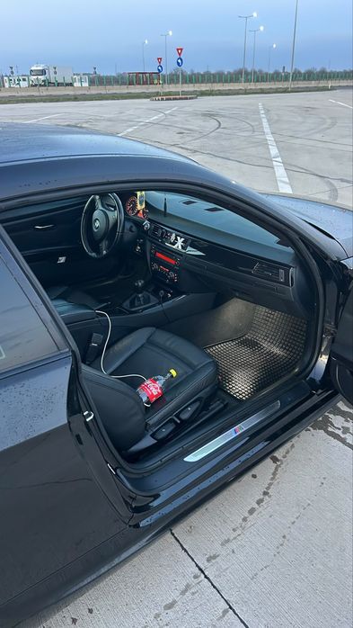 BMW  E92  320cd