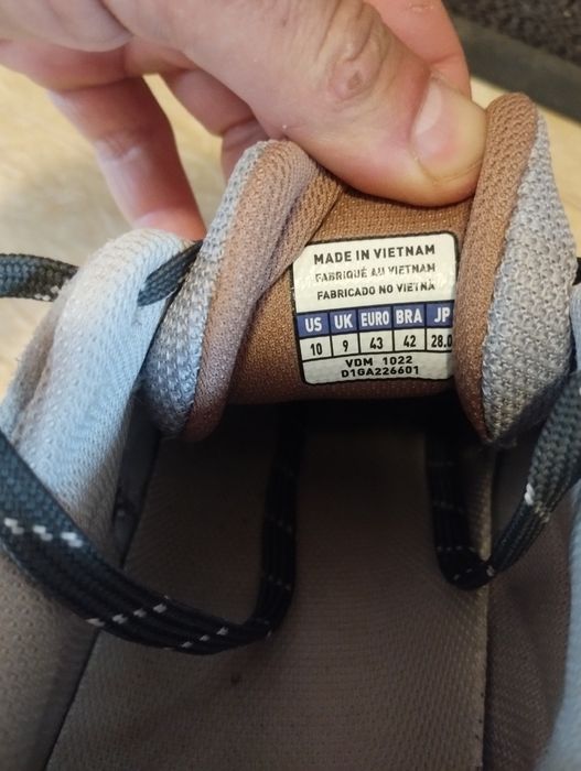 Маратонки обувки Мизуно mizuno 43 номер