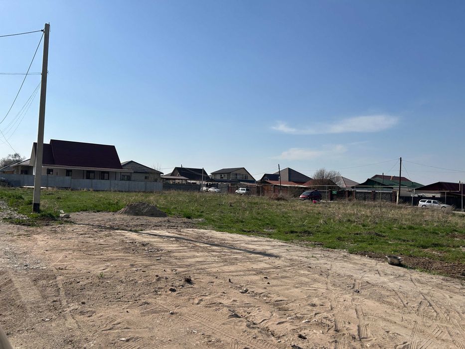 Продам участок на ломоносова 5 соток