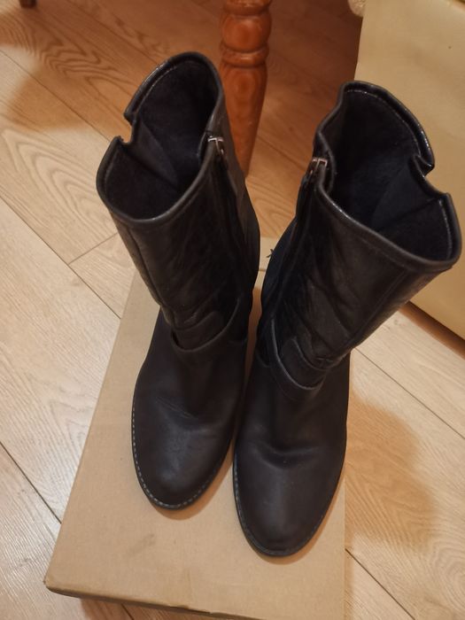 Стилни ботуши Geox, боти Tamaris и ботуши Rieker