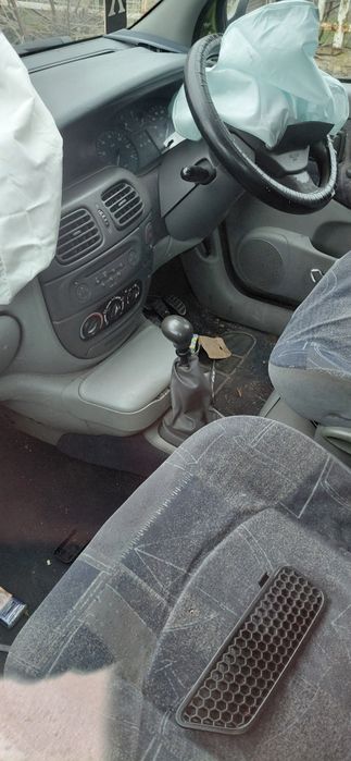 Рено сценик на части 1.6 107