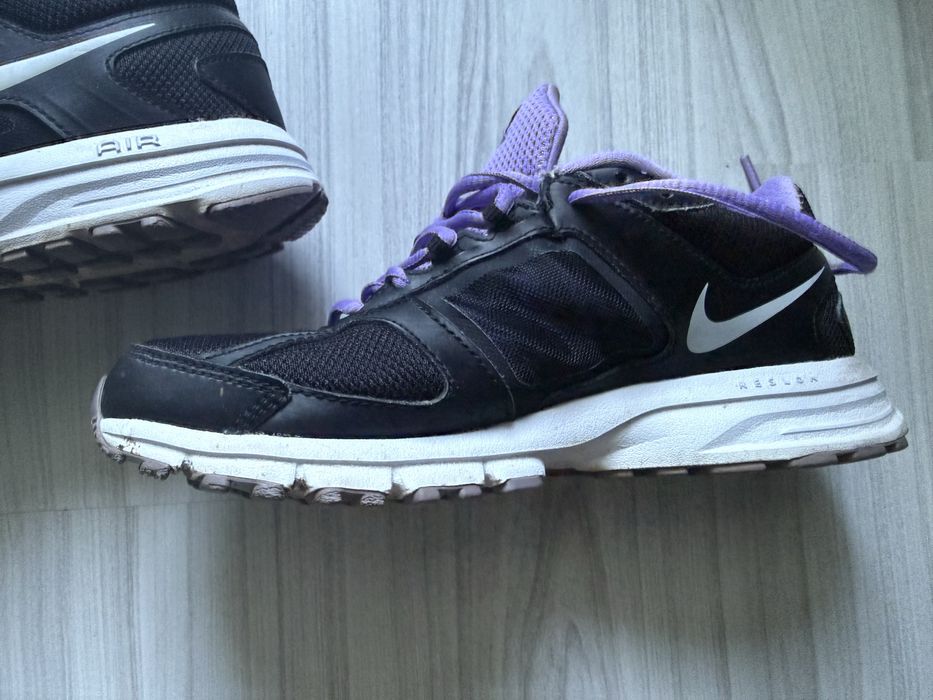 Дамски маротонки Nike 38 номер