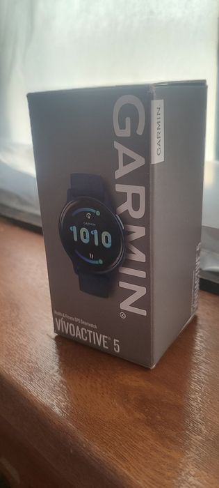 часы GARMIN vivioktive 5