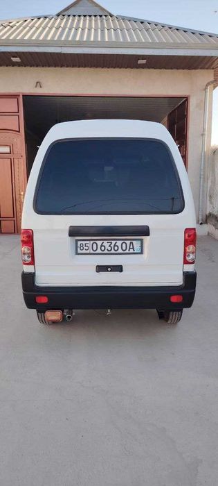 Damas, kraskasi toza, minishga tayyor
