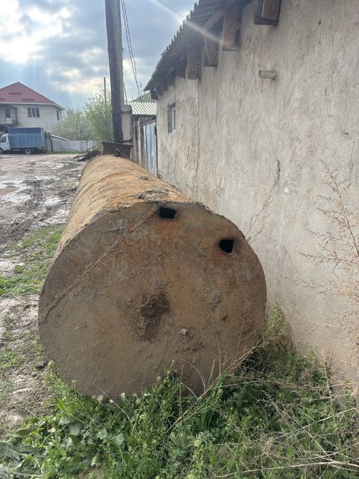 Продам бочку 3куб