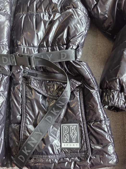 Дамско зимно яке DKNY