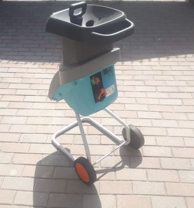 Размельчитель садовый новый