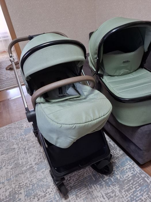 Продам детскую каляску 2в 1