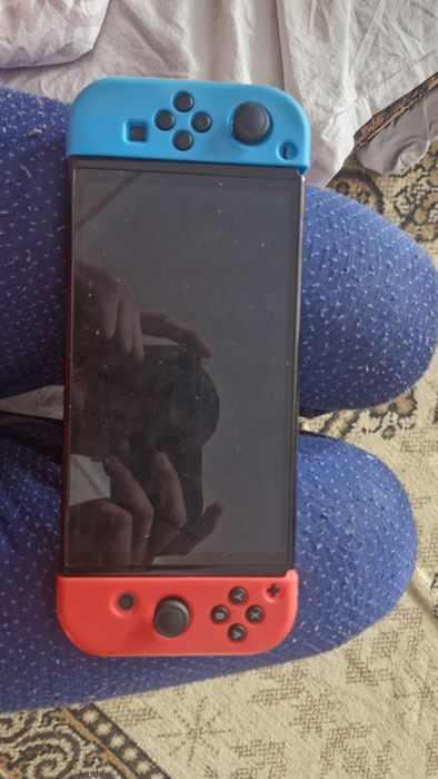 Продам нинтендо свич