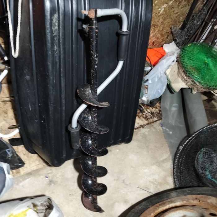 Продам Бур Торнадо на 130 левого вращения.Цена пятнадцать тысяч.