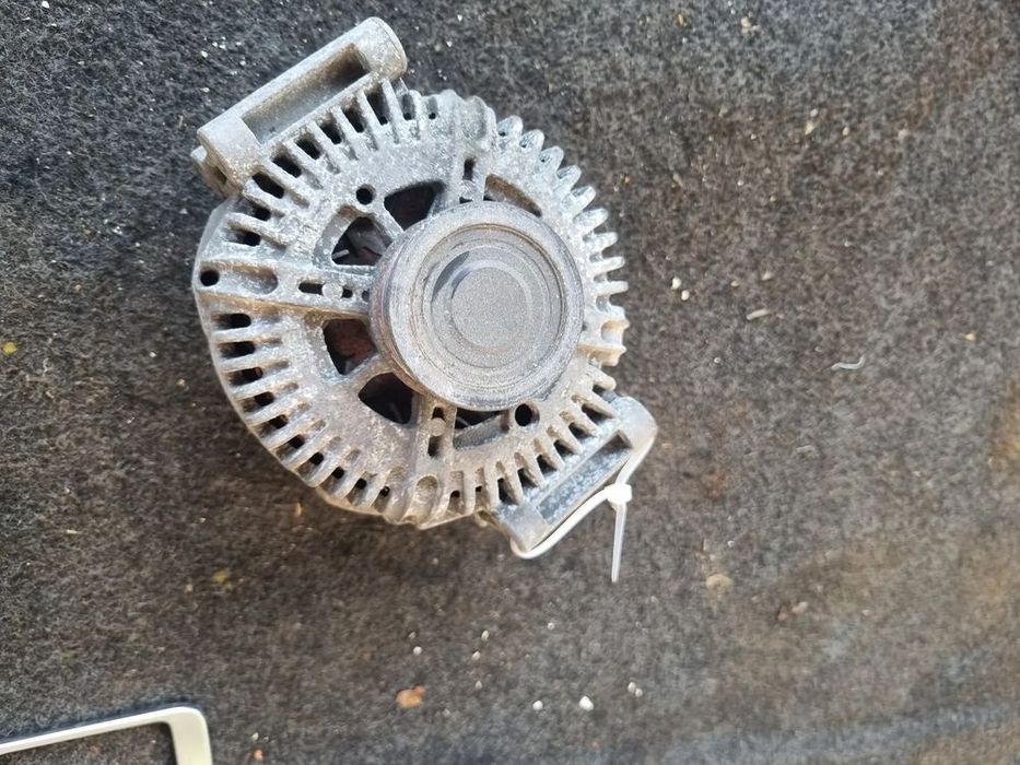 Alternator Audi A6 4F C6 2.0 TDI diesel 150A cod 06E903016D Valeo
