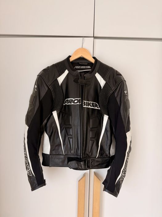 Vand costum moto piele