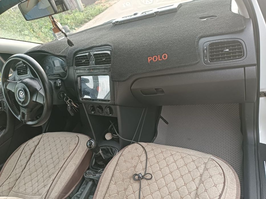 Продам Volkswagen Polo 2013