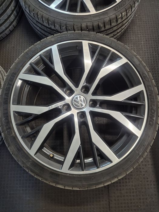 Оригинални джанти VW Golf 7 GTI Santiago 5x112 19  цола  5G0601025M