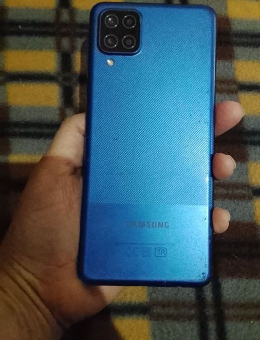 смартфон Редми 9 и Самсунг а 12