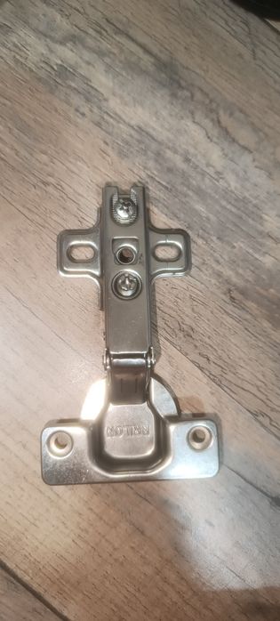 Мебельная фурнитура