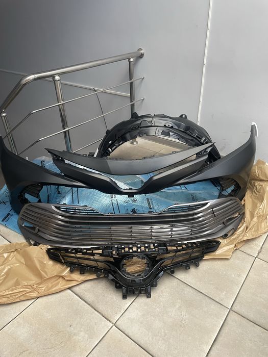 Camry 70 75 бампер крыло фары все по кузову