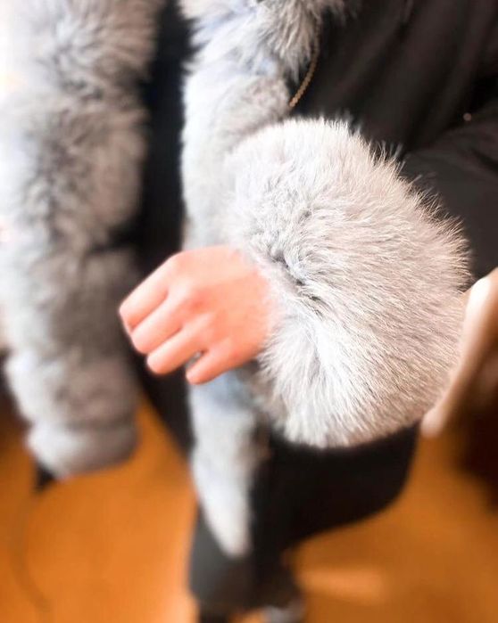 Продам Парку новую